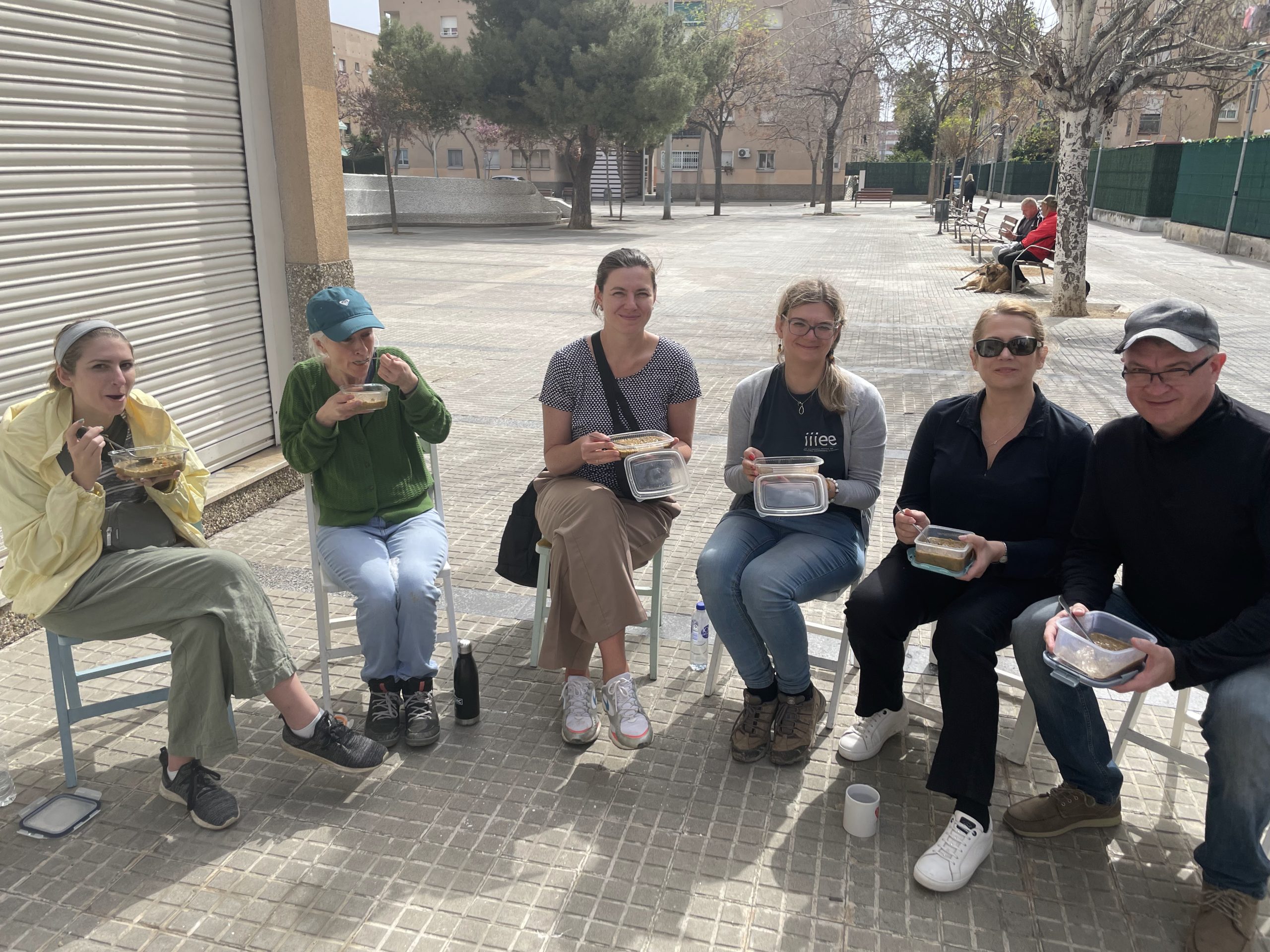Lunch at a community kitchen and social canteen Cuina de barri, Barcelona
